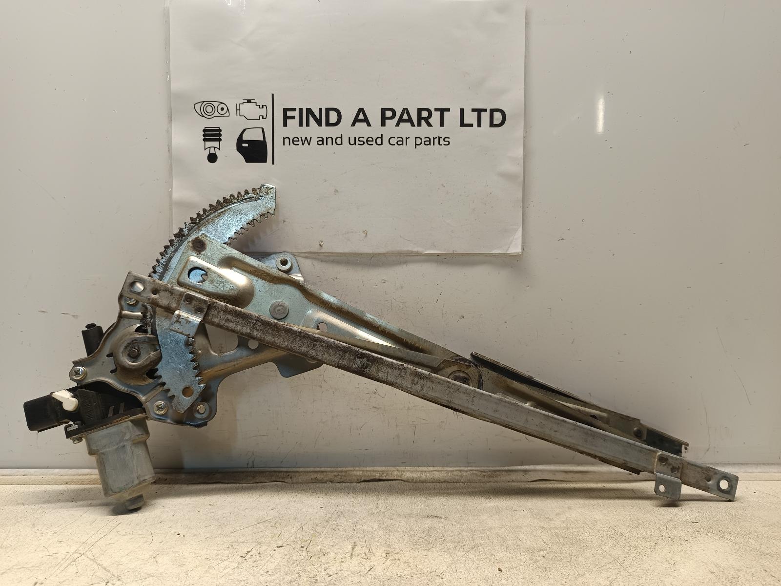 View Auto part Right Front Window Reg/Motor MITSUBISHI OUTLANDER 2007