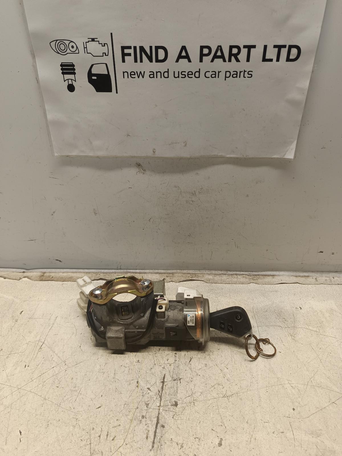 View Auto part Ignition W/ Key SUBARU LIBERTY 2003