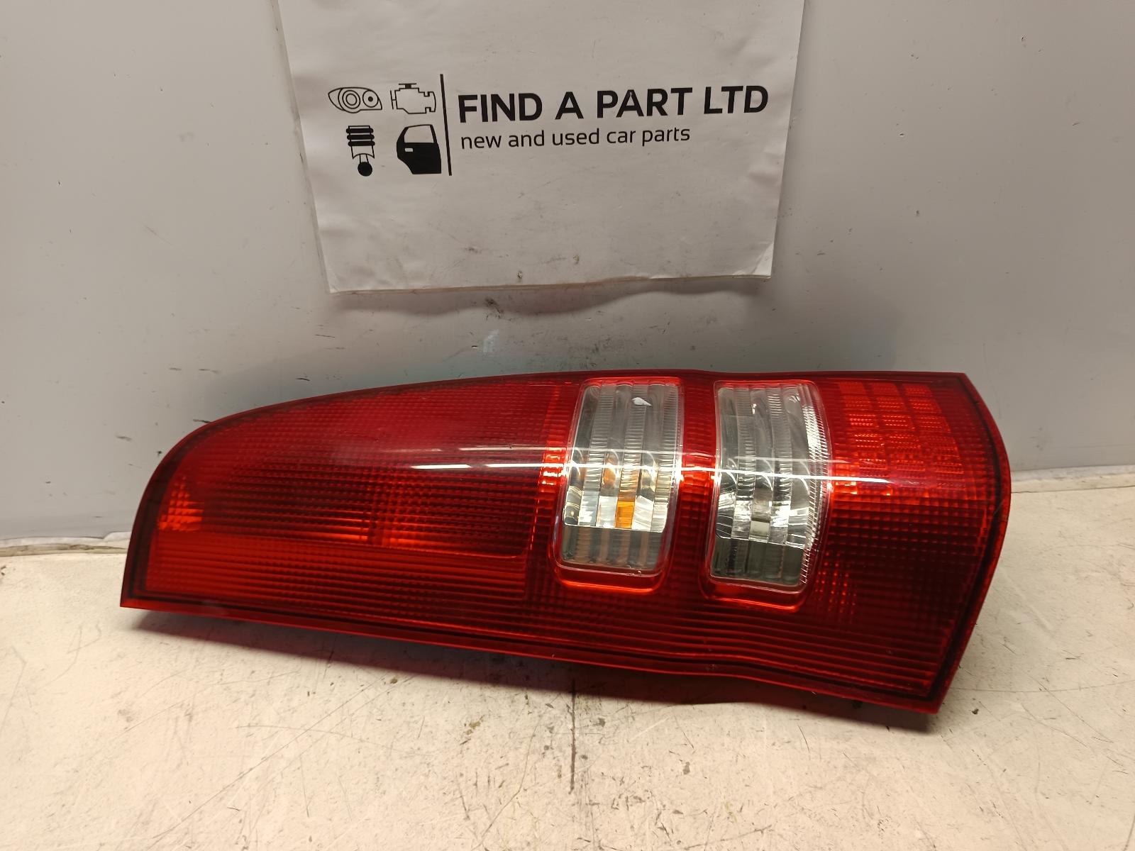 View Auto part Left Taillight NISSAN SERENA 2002