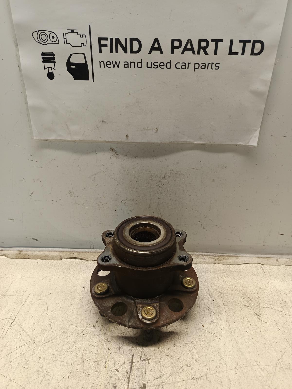 View Auto part Right Rear Hub Assembly MITSUBISHI OUTLANDER 2006