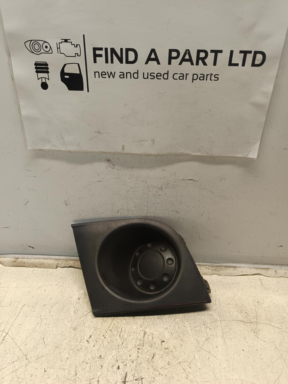 View Auto part Grille NISSAN TIIDA 2006