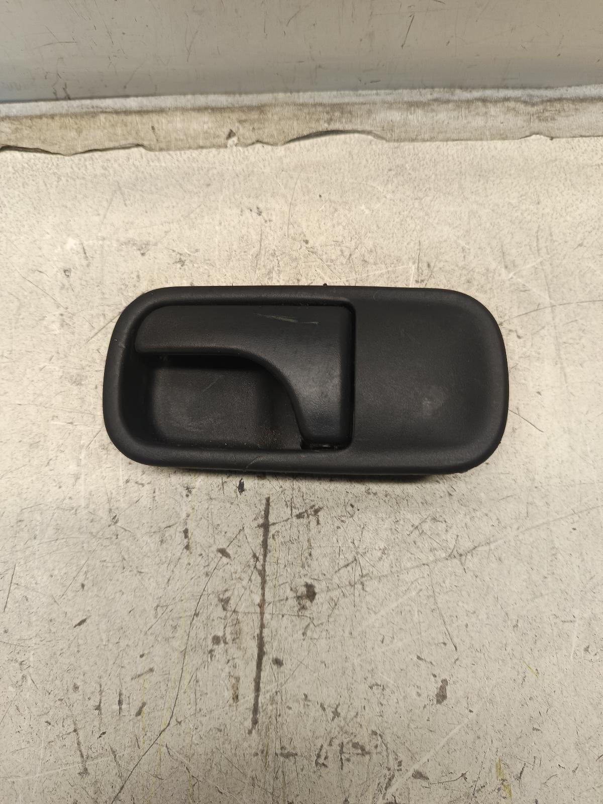 View Auto part Door Handle NISSAN MISTRAL (NZ ONLY) 1997