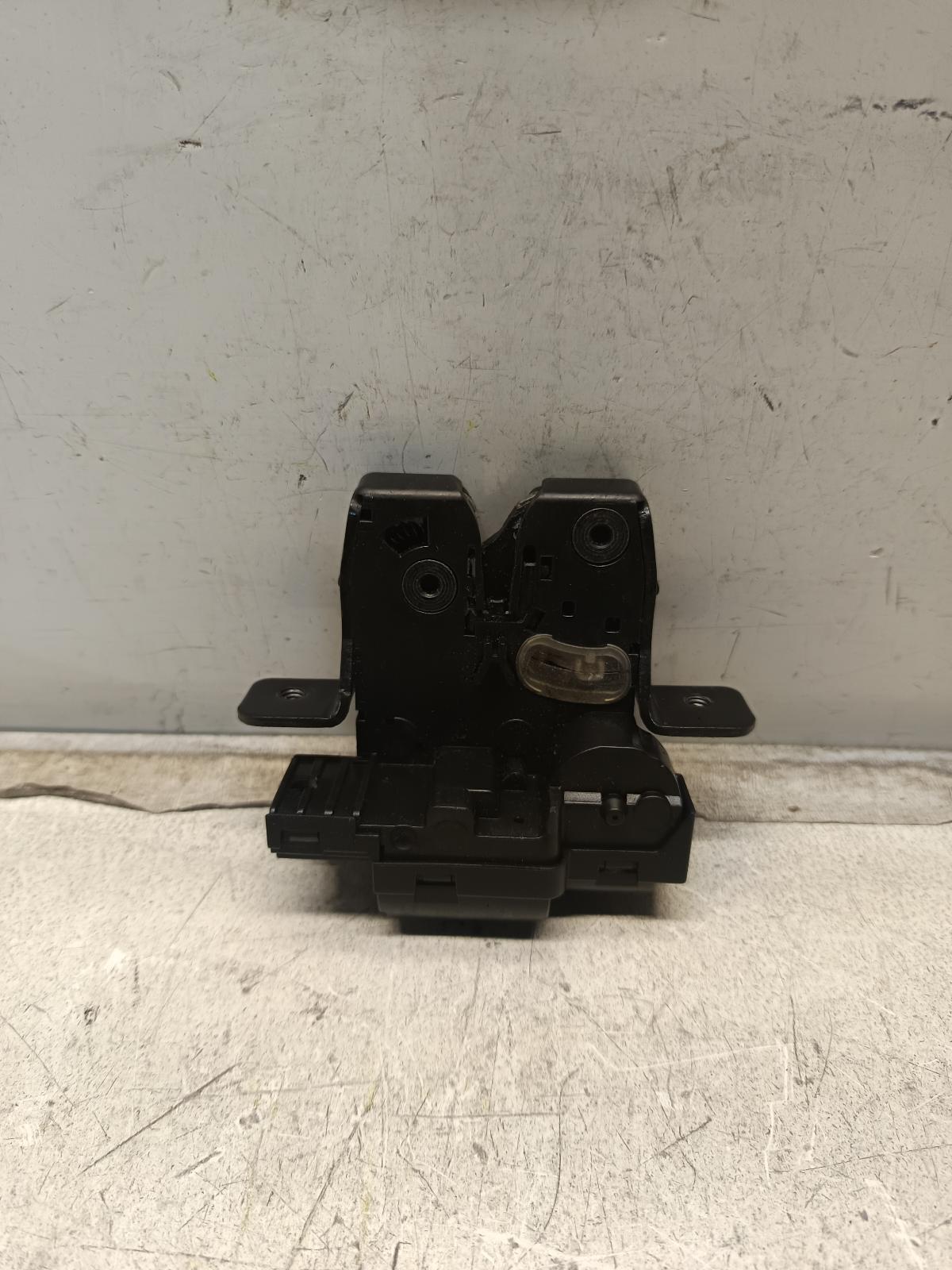 View Auto part Door/Boot/Gate Lock NISSAN TIIDA 2009