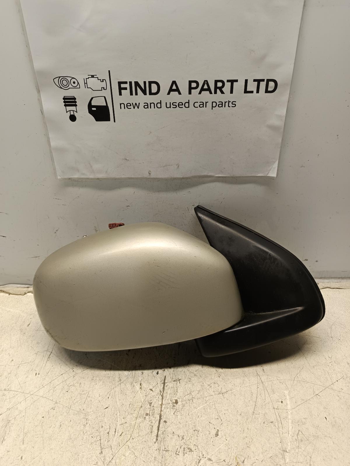 View Auto part Right Door Mirror NISSAN PATHFINDER 1998
