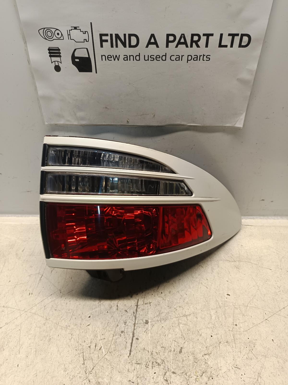 View Auto part Left Taillight TOYOTA ESTIMA 2005