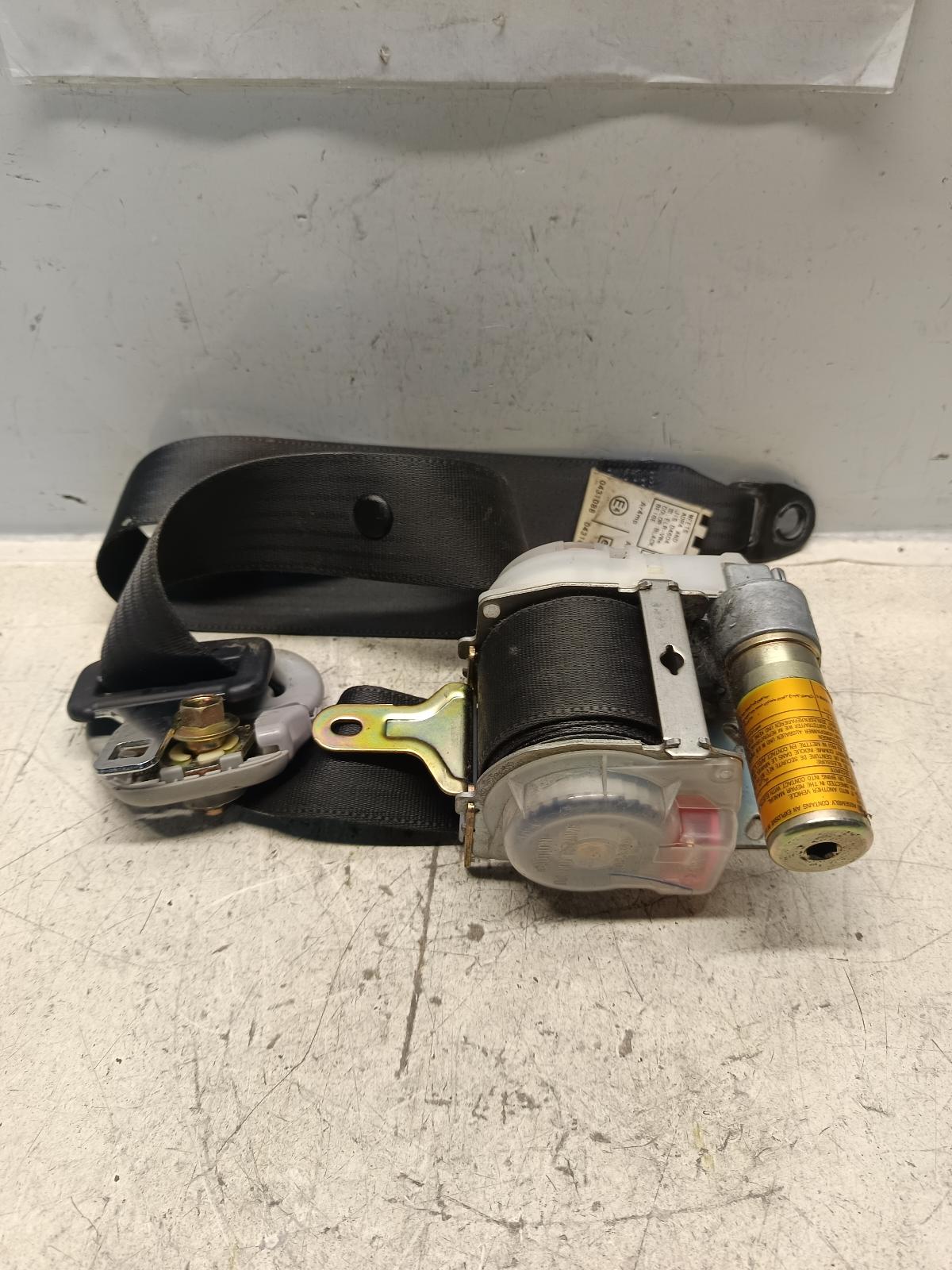 2002 TOYOTA COROLLA Seatbelt/Stalk Contact us for Photo