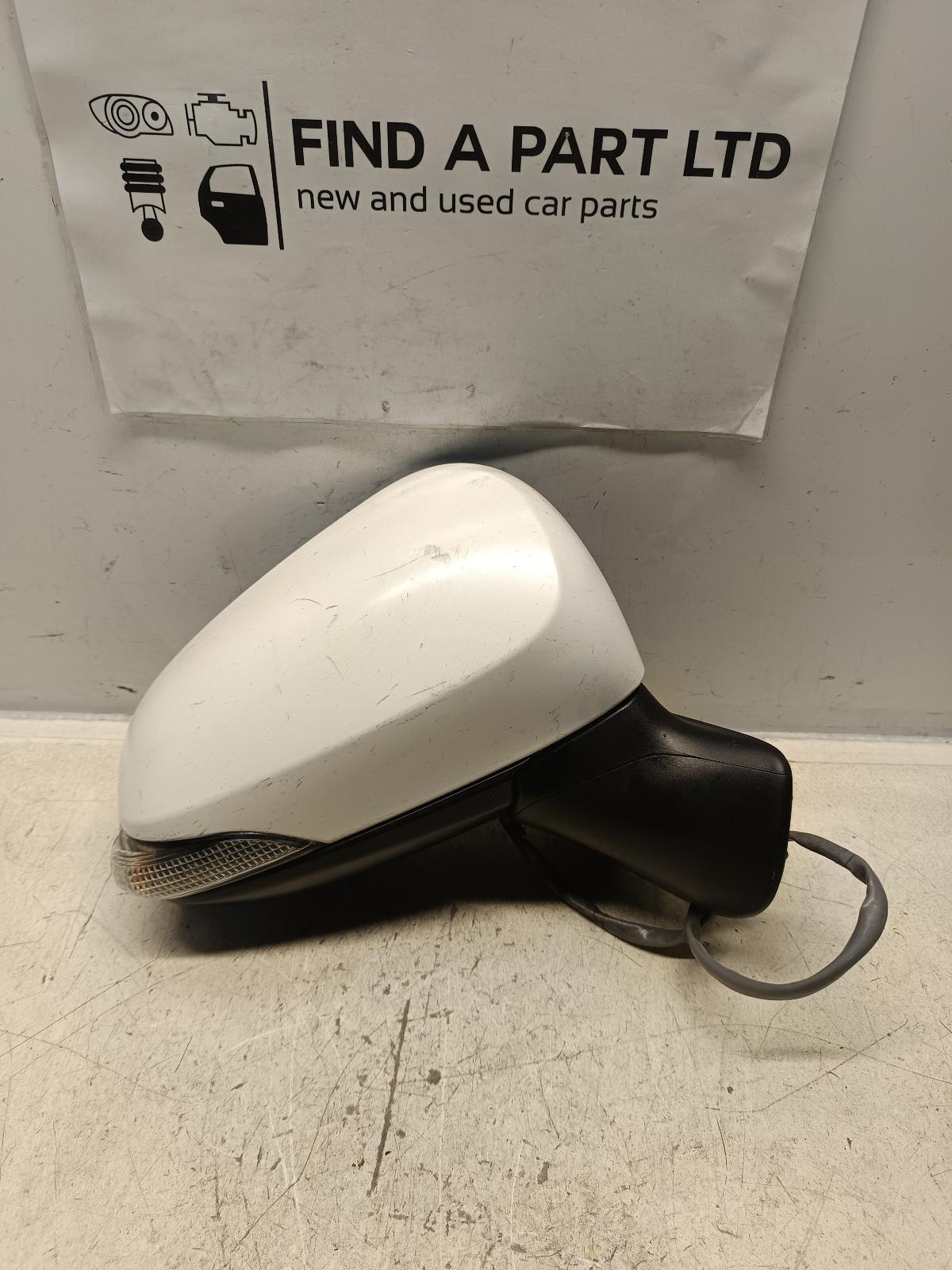 View Auto part Right Door Mirror TOYOTA COROLLA 2013
