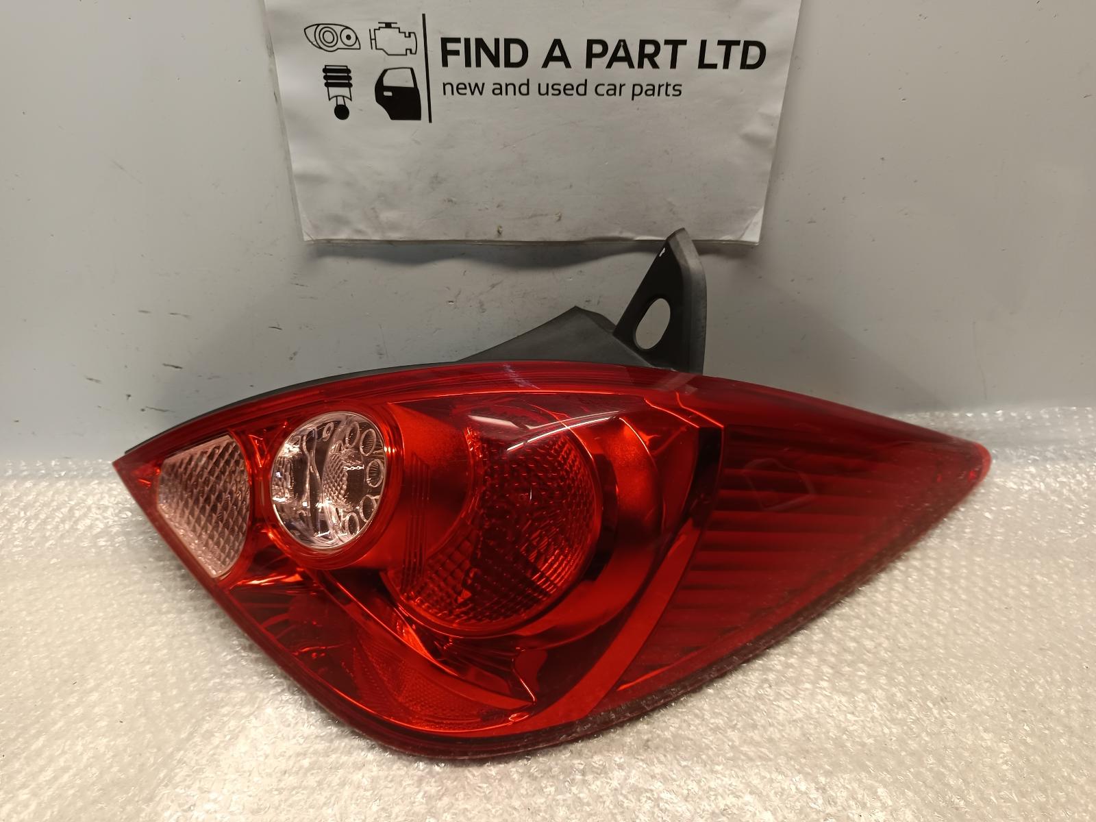 View Auto part Right Taillight NISSAN TIIDA 2007