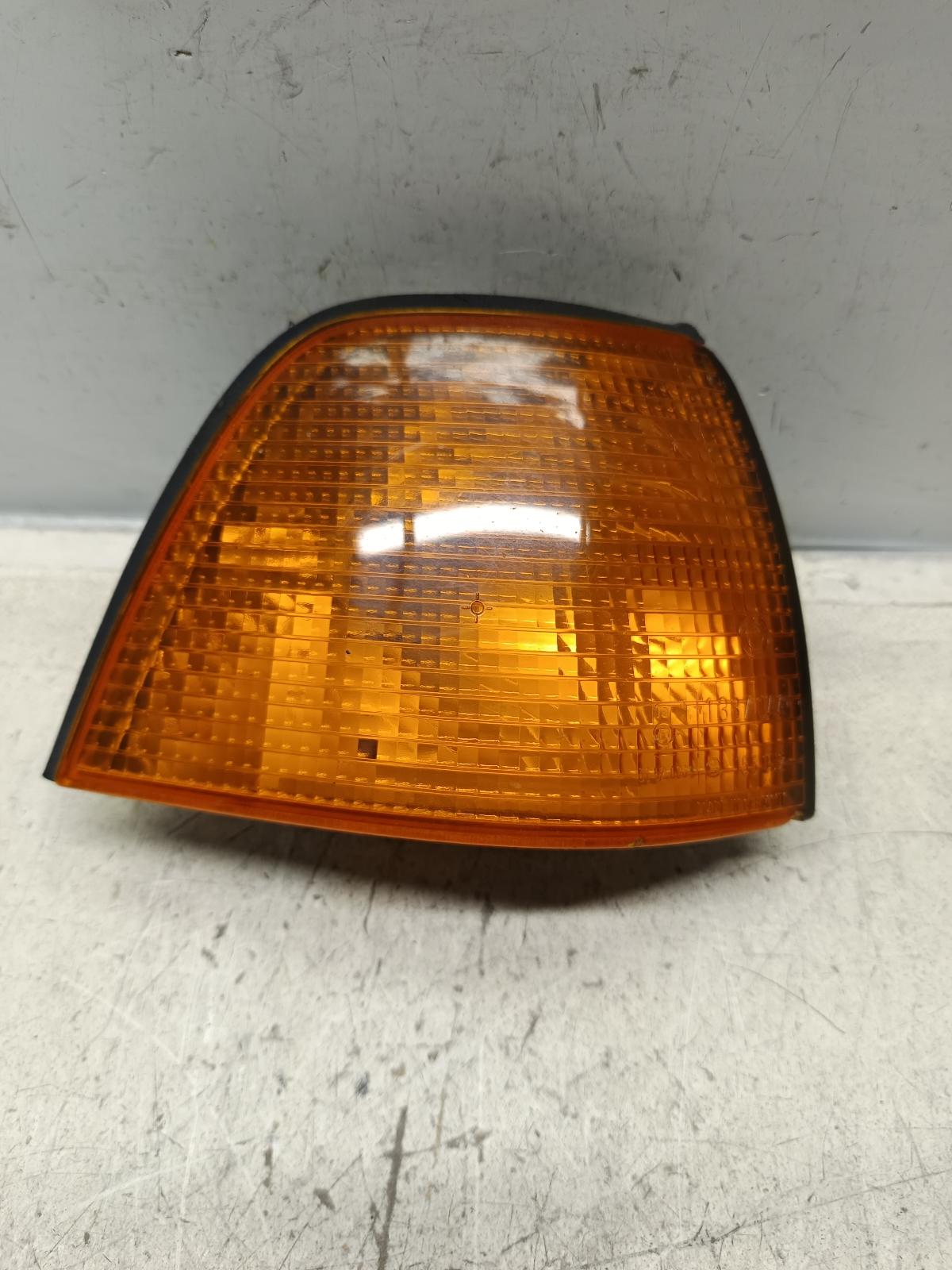 View Auto part Right Indicator/Fog/Side BMW 3 SERIES 1996