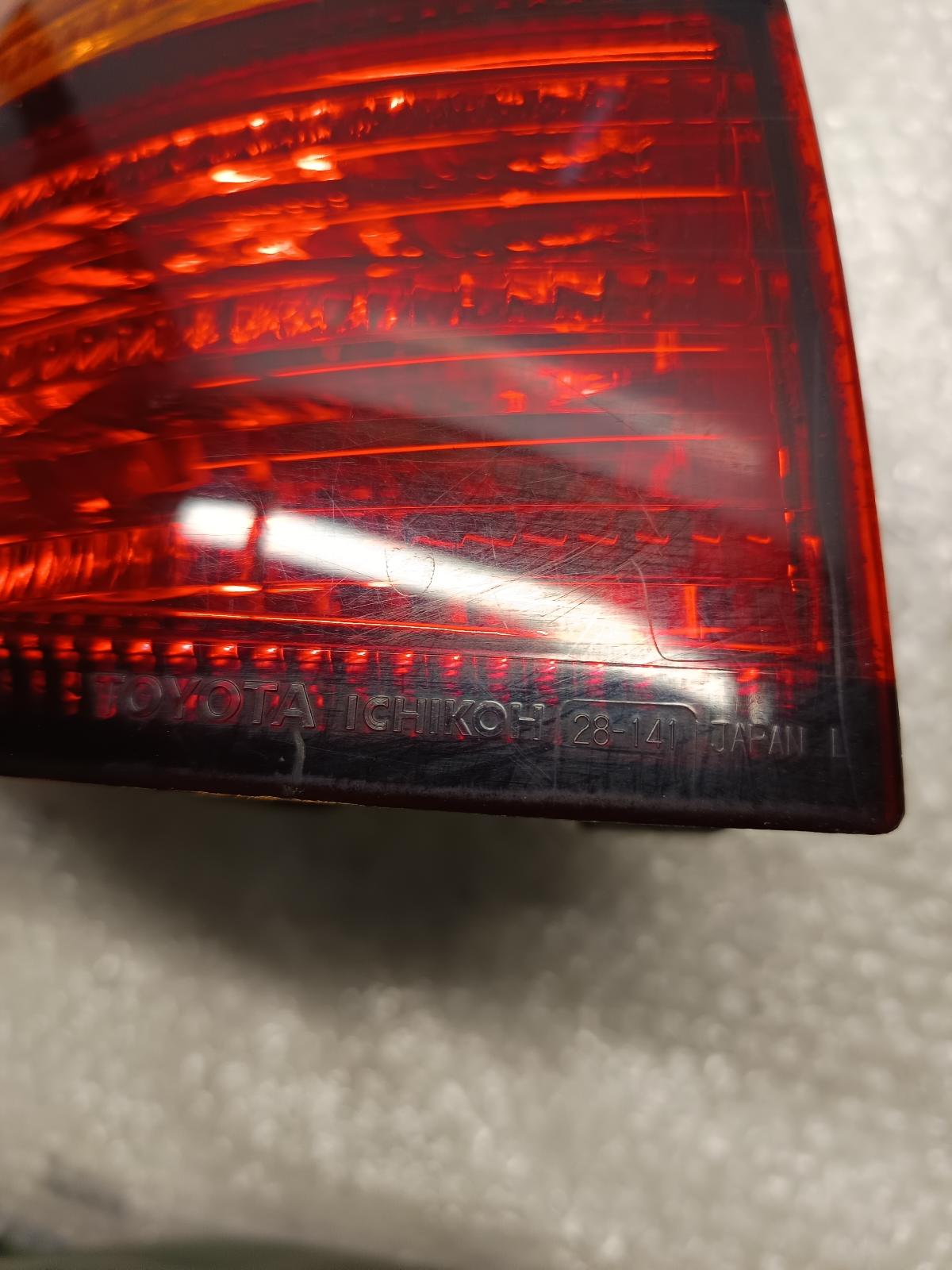 2000 TOYOTA ESTIMA Left Taillight Contact us for Photo