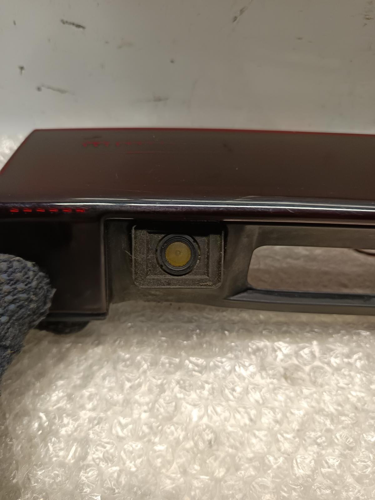 2000 TOYOTA ESTIMA Rear Garnish Contact us for Photo