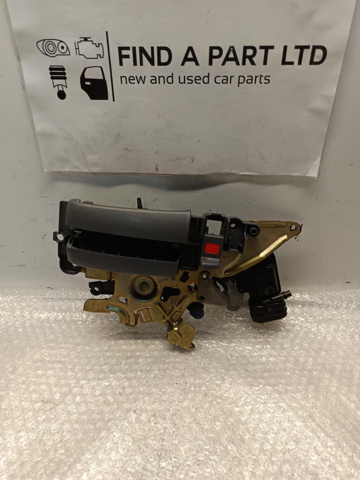 View Auto part Door/Boot/Gate Lock TOYOTA ESTIMA 2000