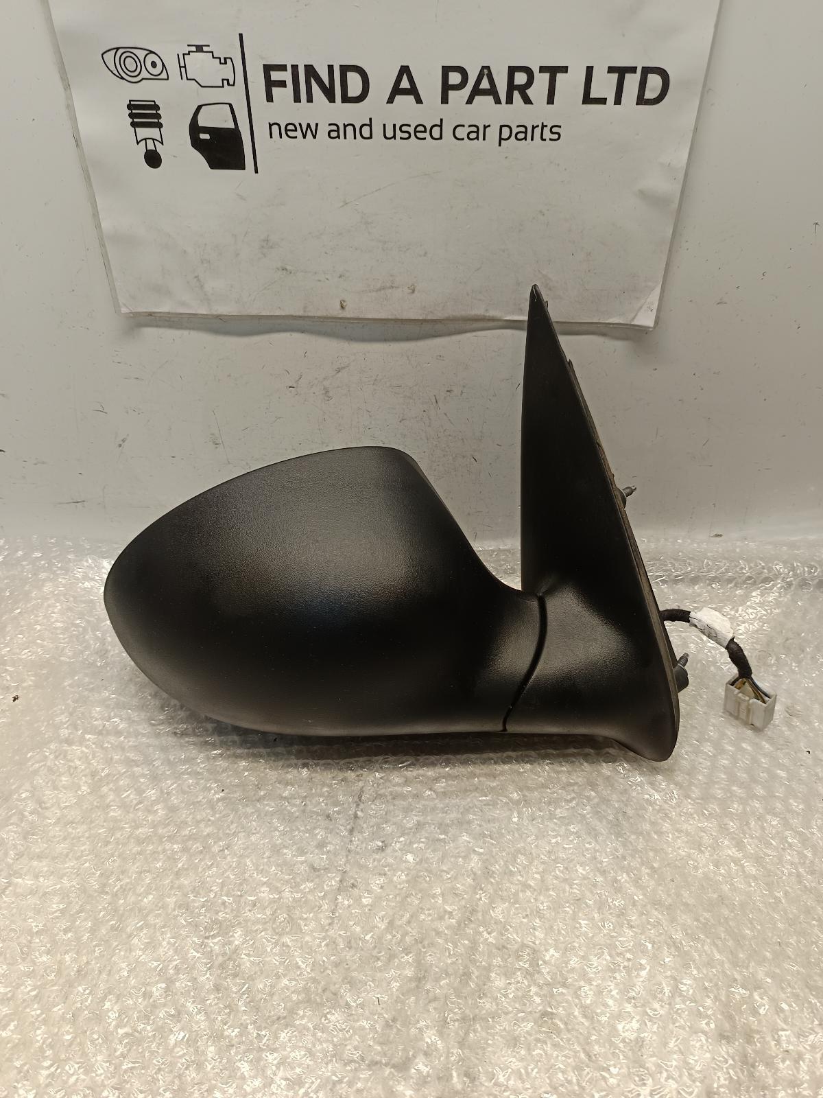 View Auto part Right Door Mirror CHRYSLER PT CRUISER 2005