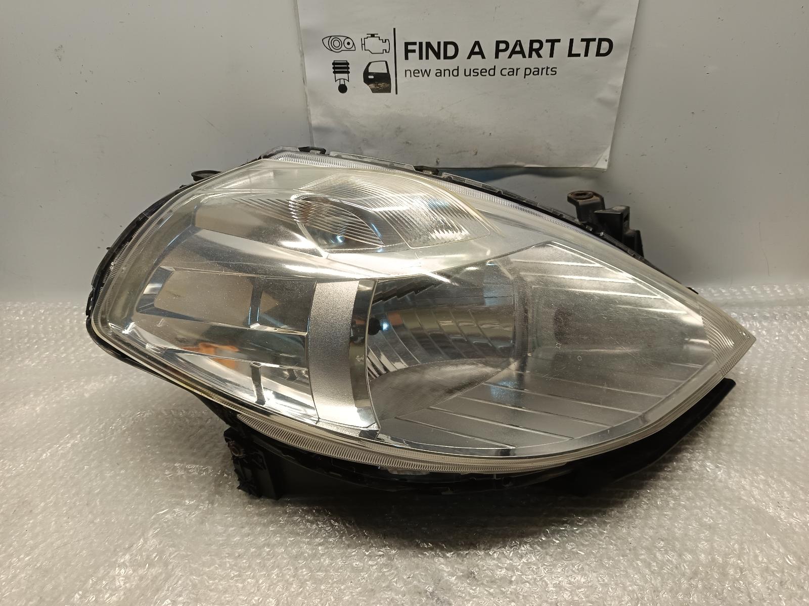 View Auto part Right Headlamp NISSAN TIIDA 2009