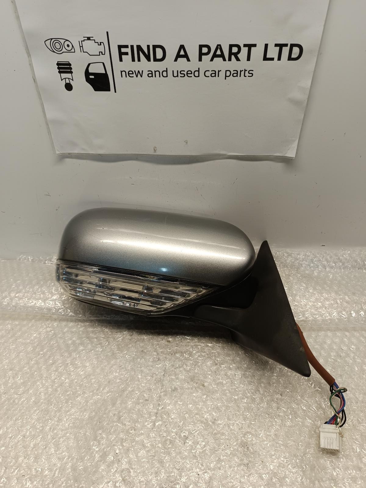 View Auto part Right Door Mirror SUBARU LIBERTY 2004