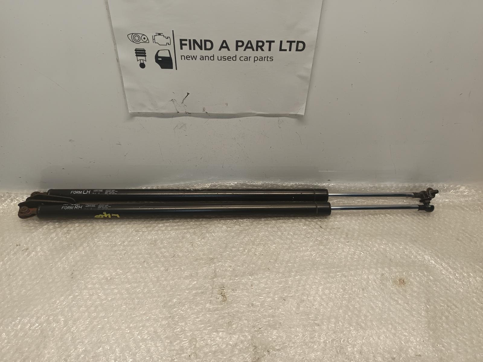 View Auto part Hatch Strut MITSUBISHI DELICA 1998