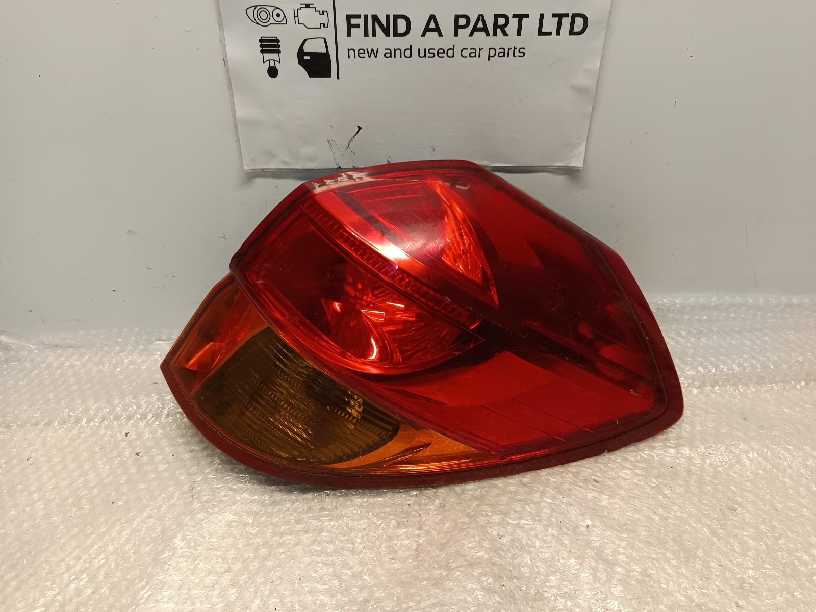 View Auto part Right Taillight SUBARU LIBERTY 2005