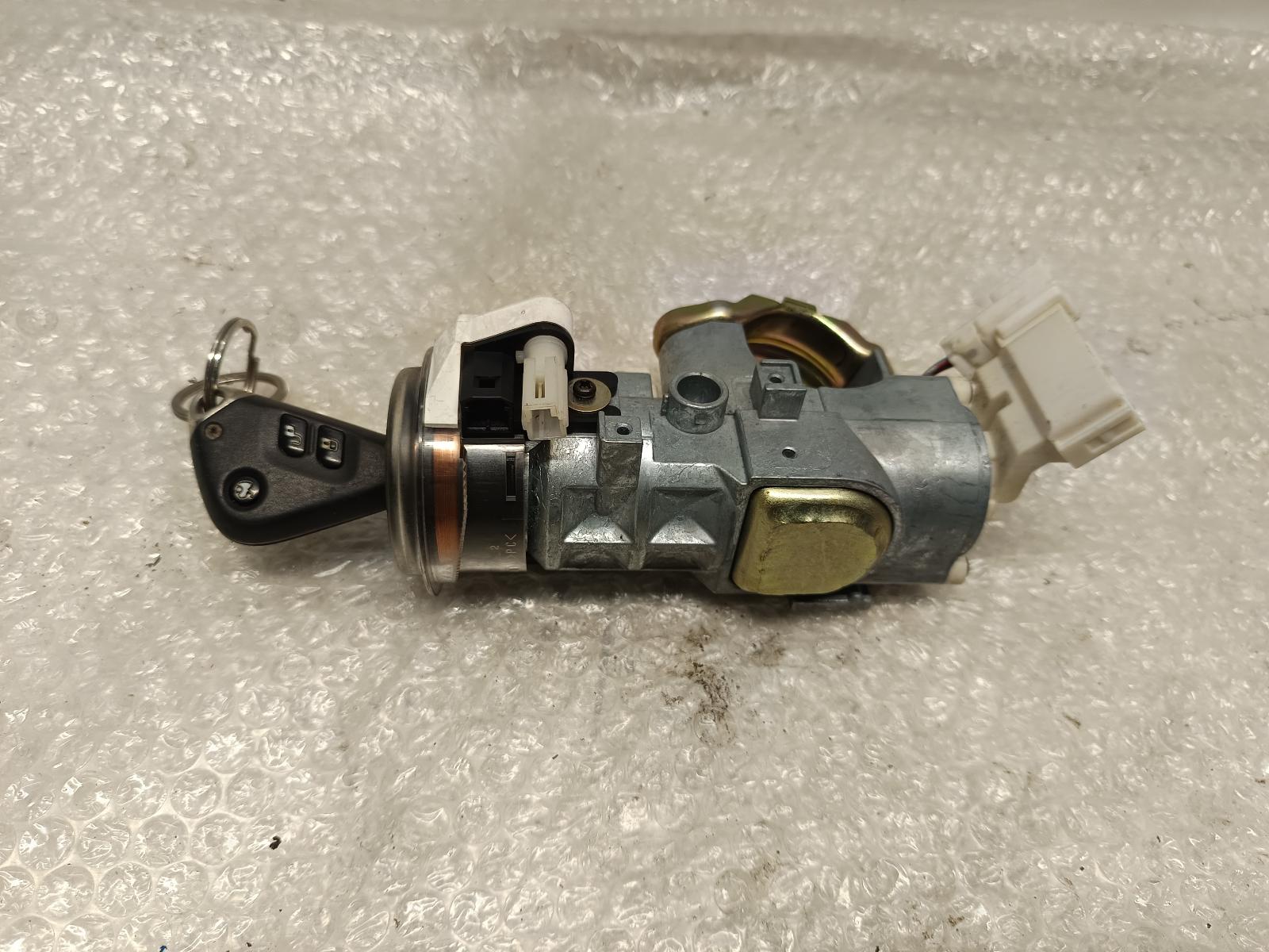 View Auto part Ignition W/ Key SUBARU OUTBACK 2003