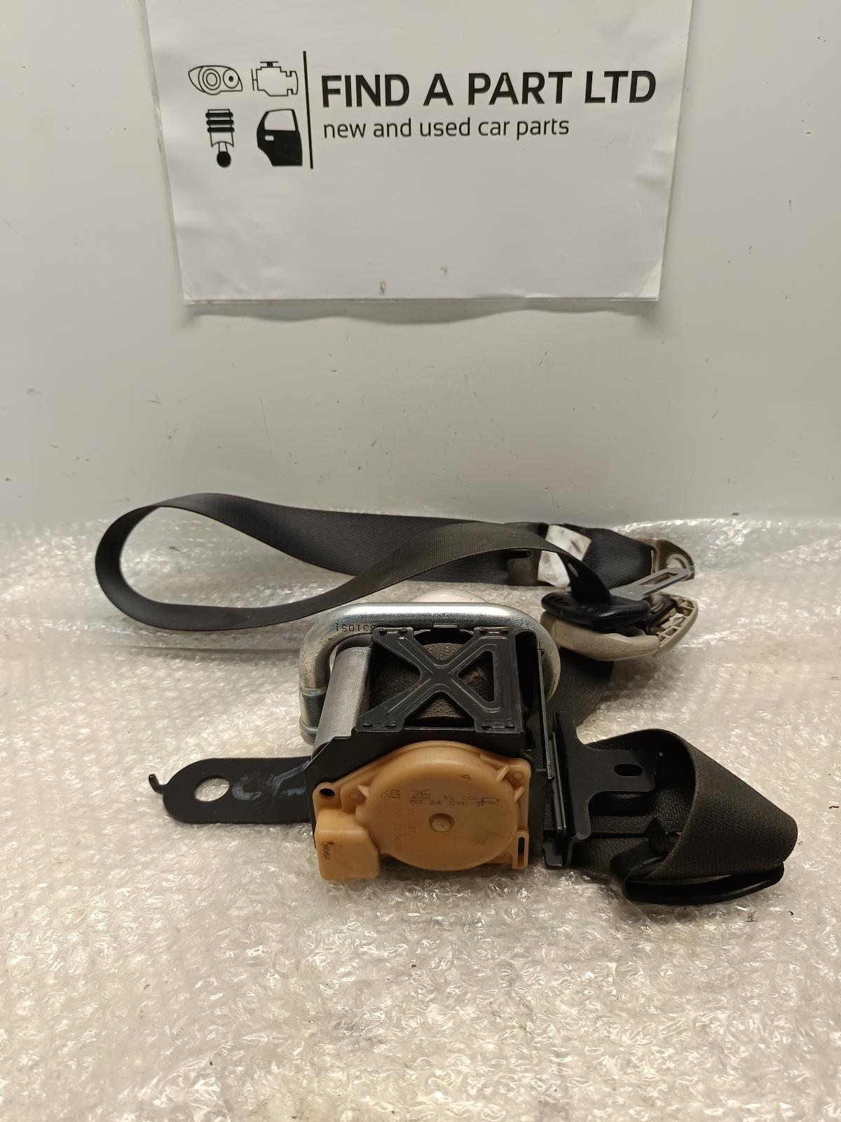 2005 NISSAN ELGRAND Seatbelt/Stalk Contact us for Photo