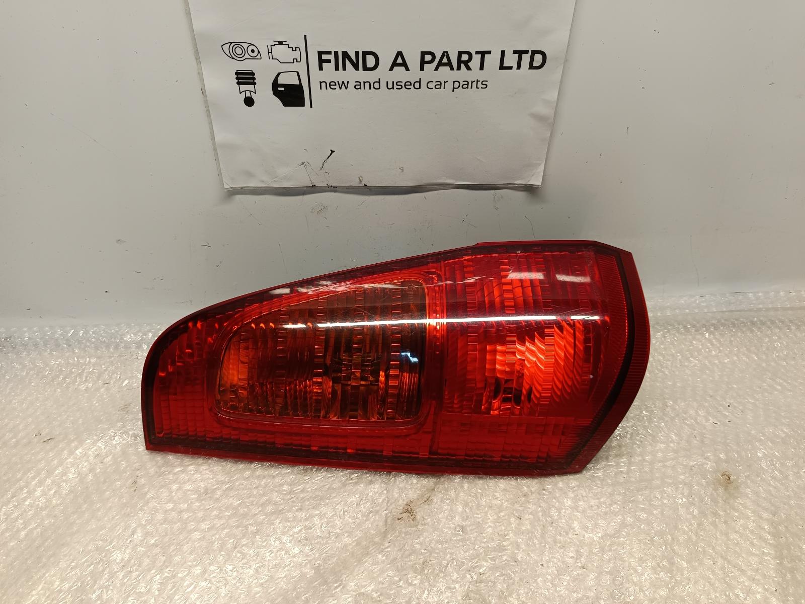 View Auto part Left Taillight NISSAN SERENA 2001