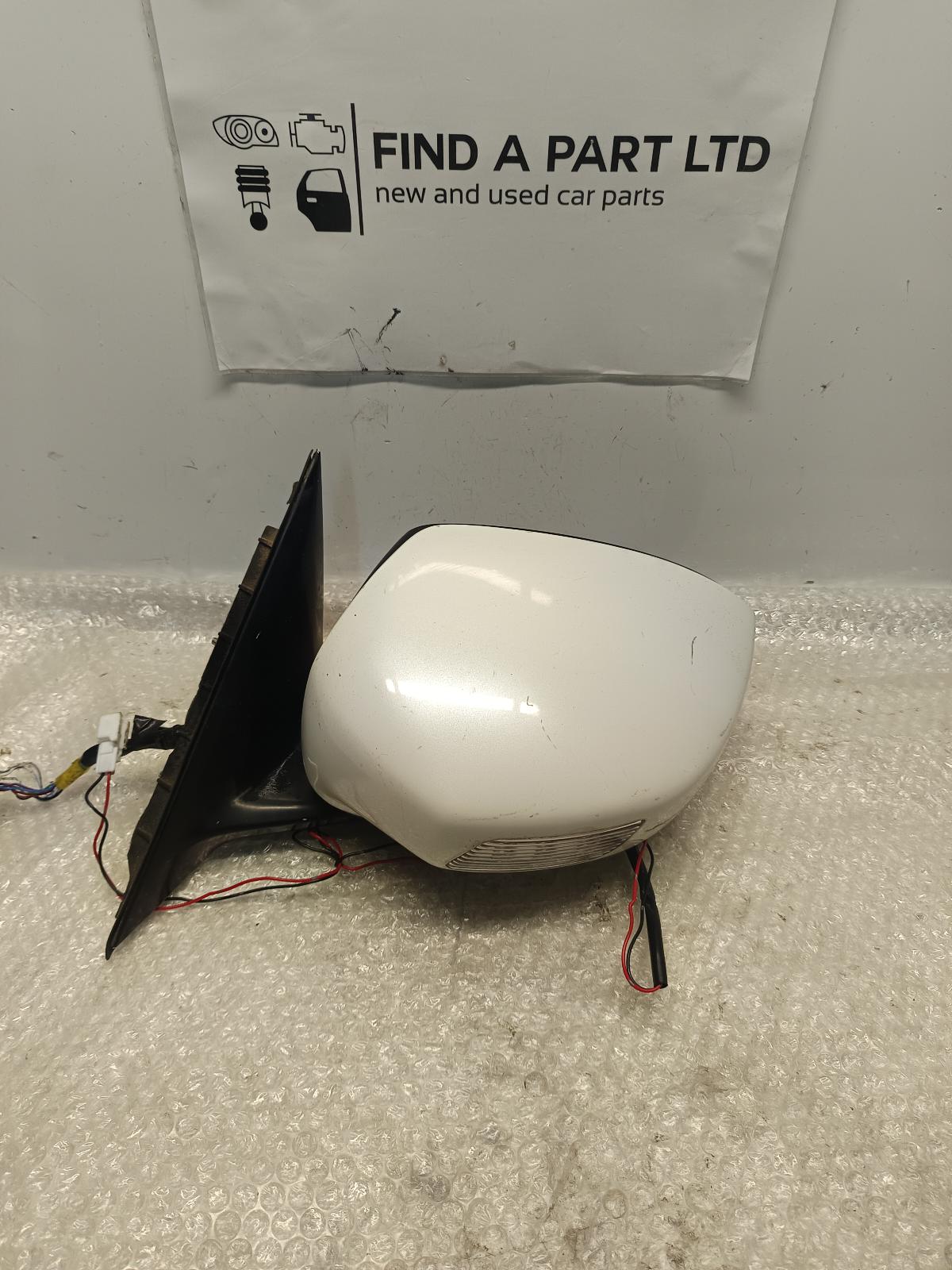 View Auto part Left Door Mirror NISSAN FUGA 2004