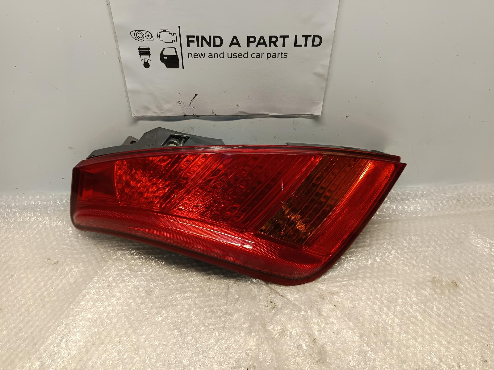View Auto part Left Taillight NISSAN MURANO 2004