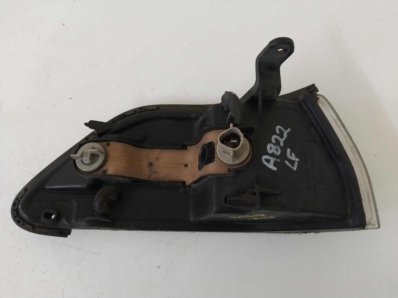 1990 TOYOTA CORONA Left Indicator/Fog/Side Contact us for Photo