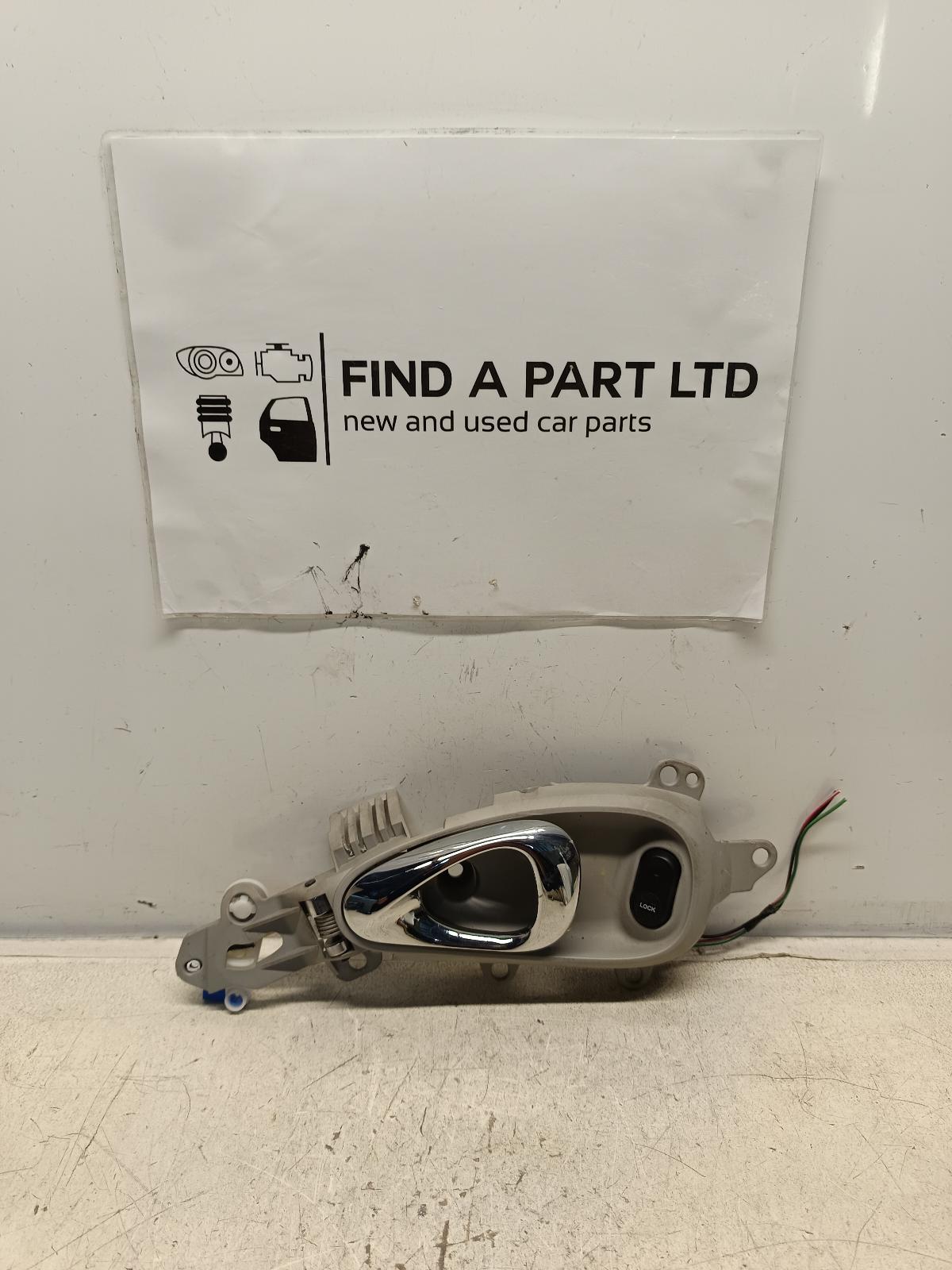 View Auto part Door Handle CHRYSLER PT CRUISER 2005