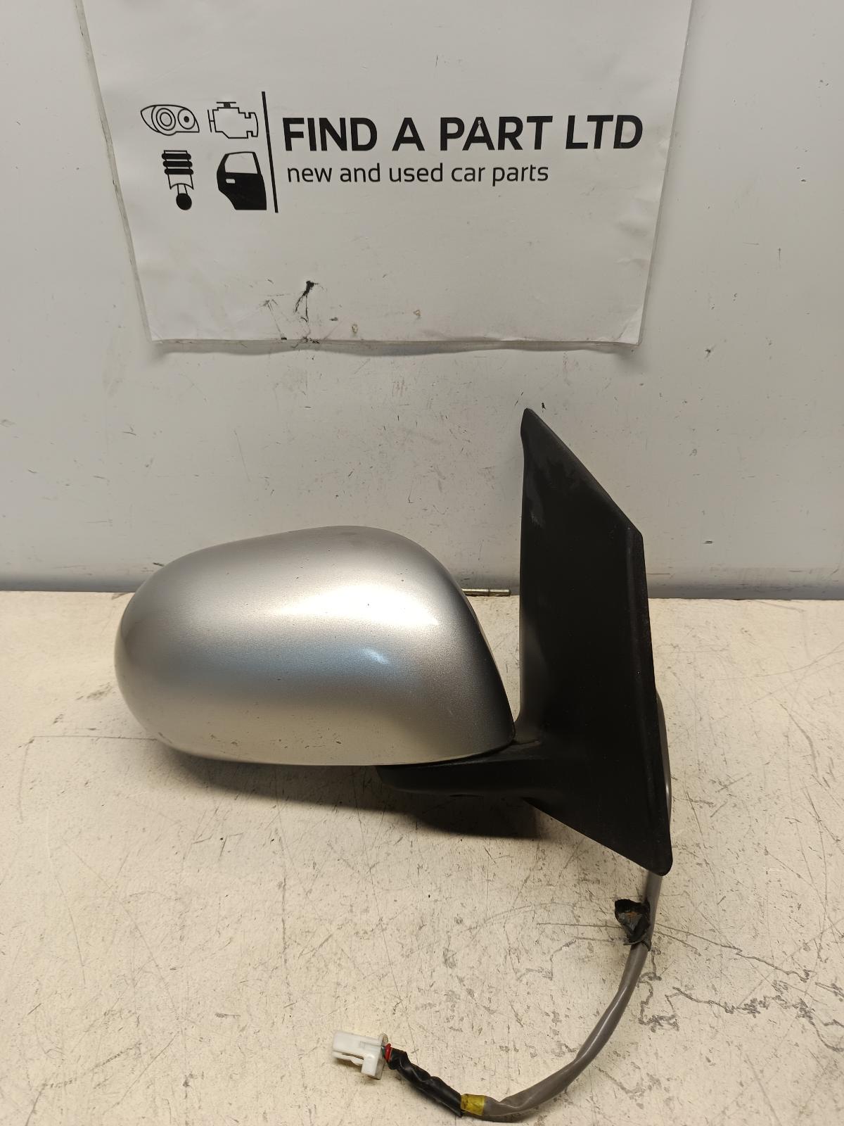 View Auto part Right Door Mirror NISSAN NOTE 2006
