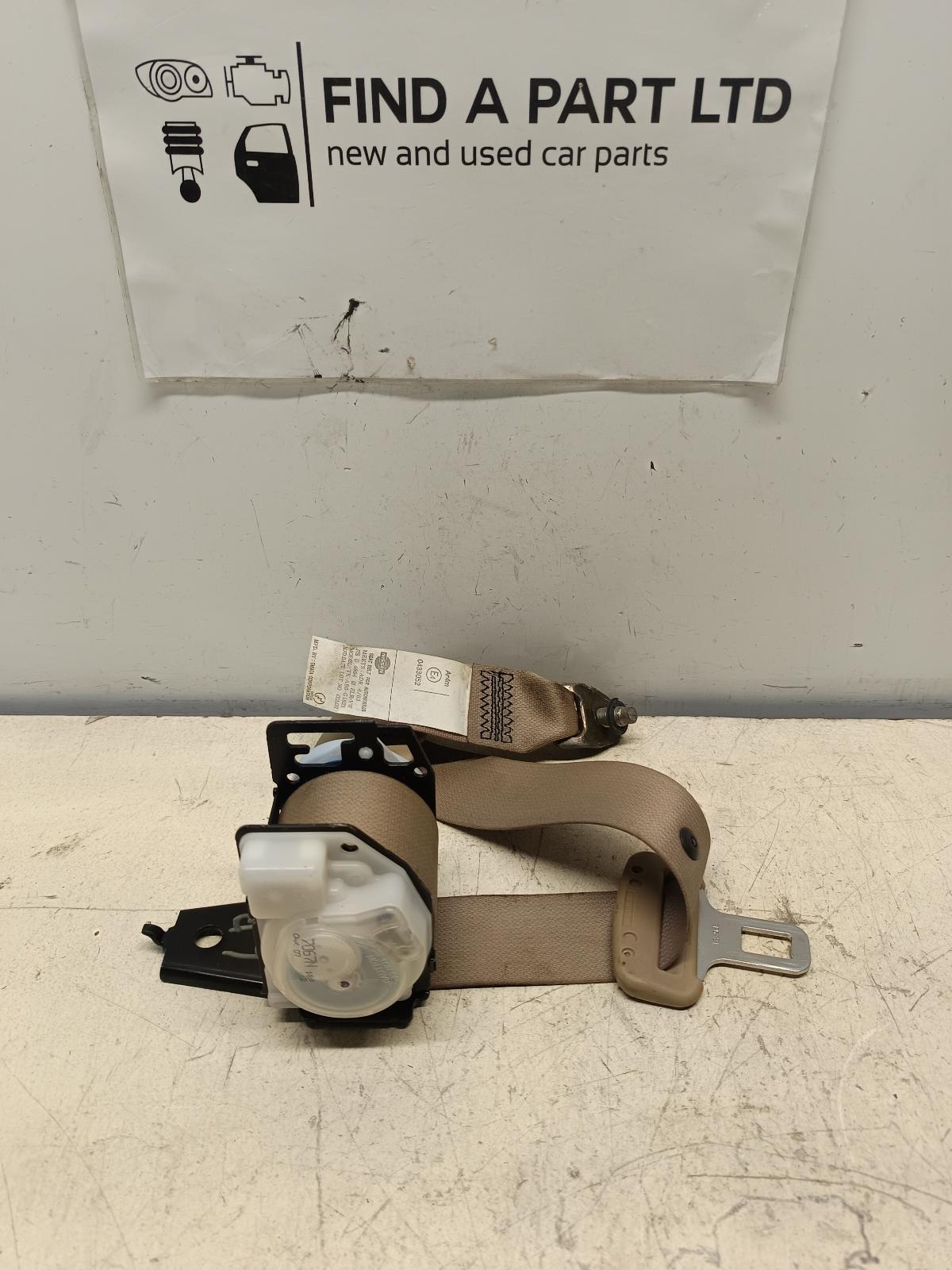 View Auto part Seatbelt/Stalk NISSAN MAXIMA 2004