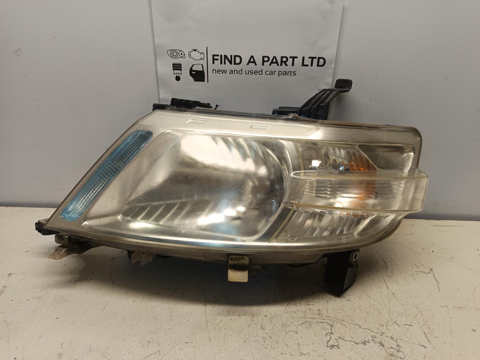 View Auto part Left Headlamp NISSAN SERENA 2007
