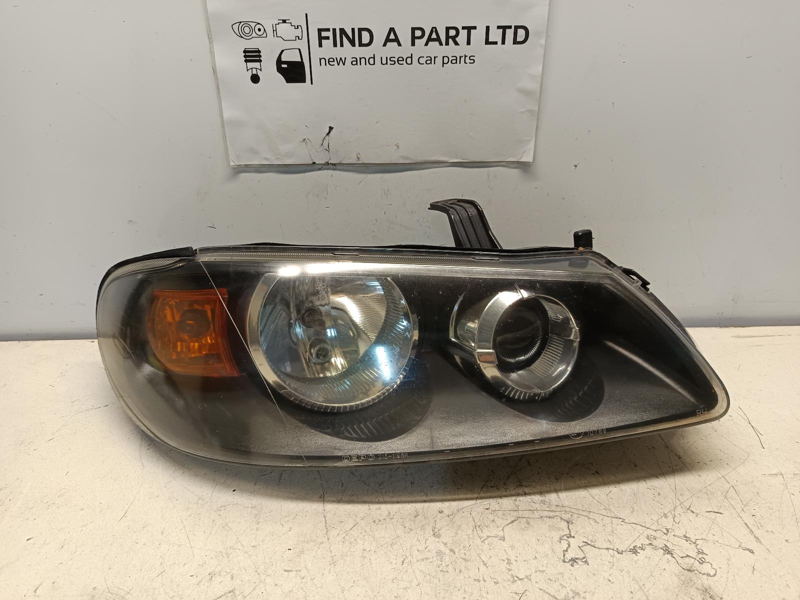 View Auto part Right Headlamp NISSAN PULSAR 2004