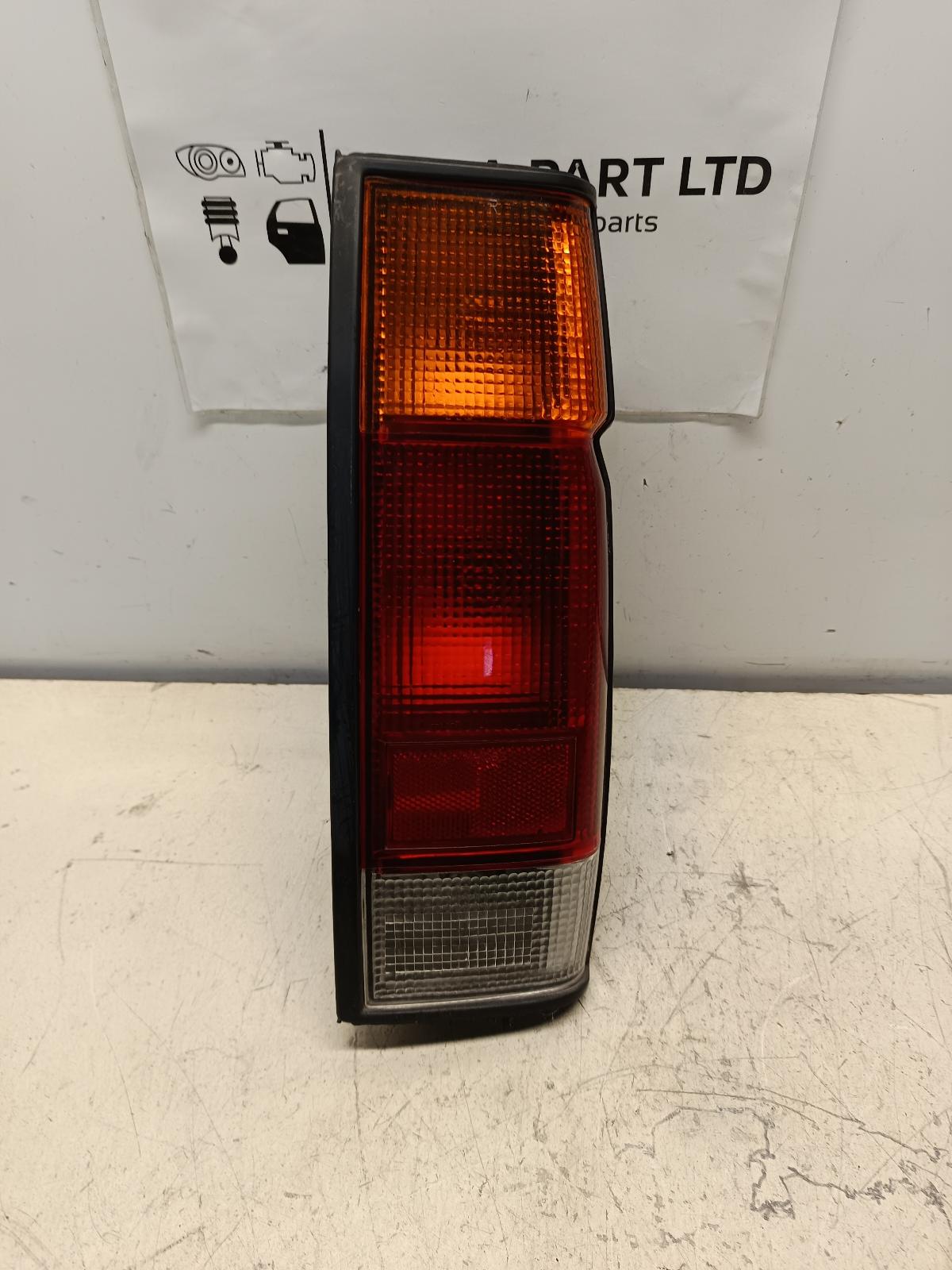 View Auto part Right Taillight NISSAN NAVARA 1993