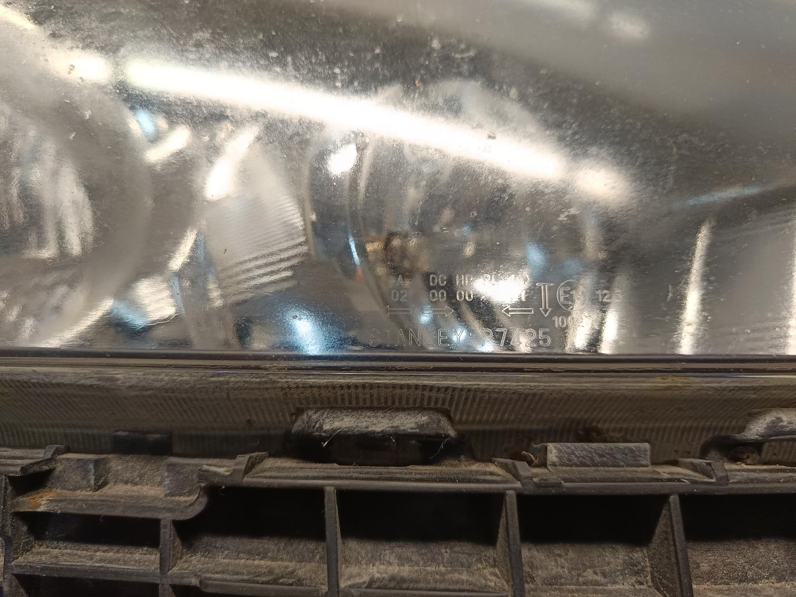 2008 HONDA ACCORD Right Headlamp Contact us for Photo