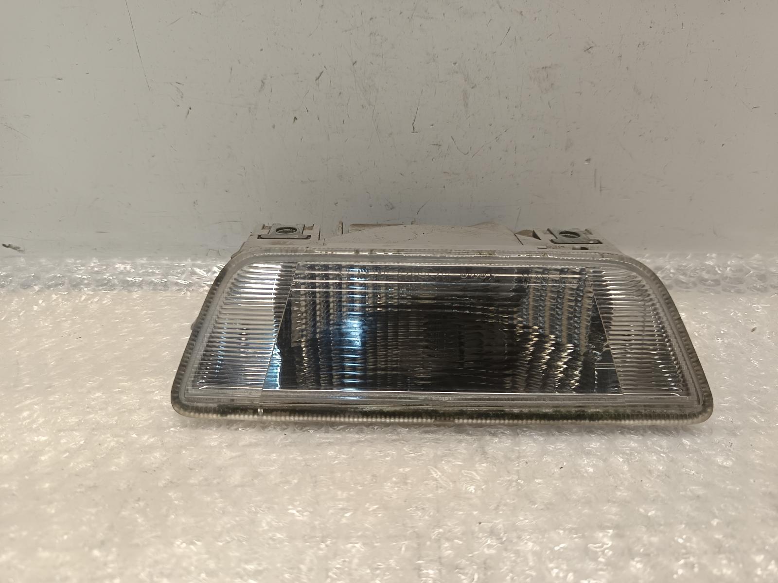 2007 NISSAN XTRAIL Reversing Light Contact us for Photo