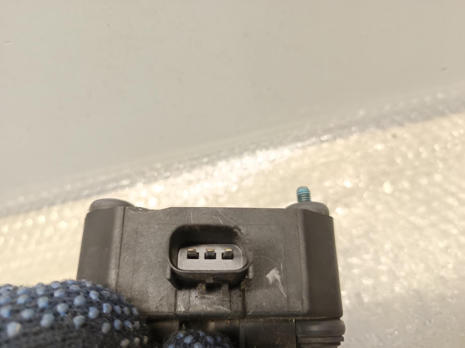 2003 MINI COOPER Coil/Coil Pack Contact us for Photo
