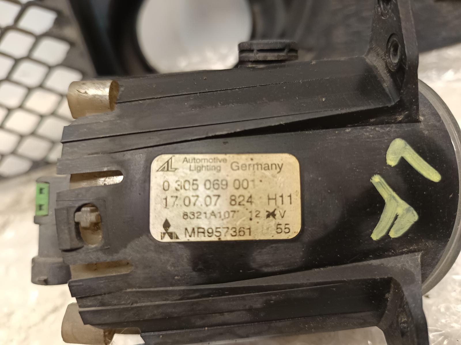 2008 MITSUBISHI LANCER Left Indicator/Fog/Side Contact us for Photo