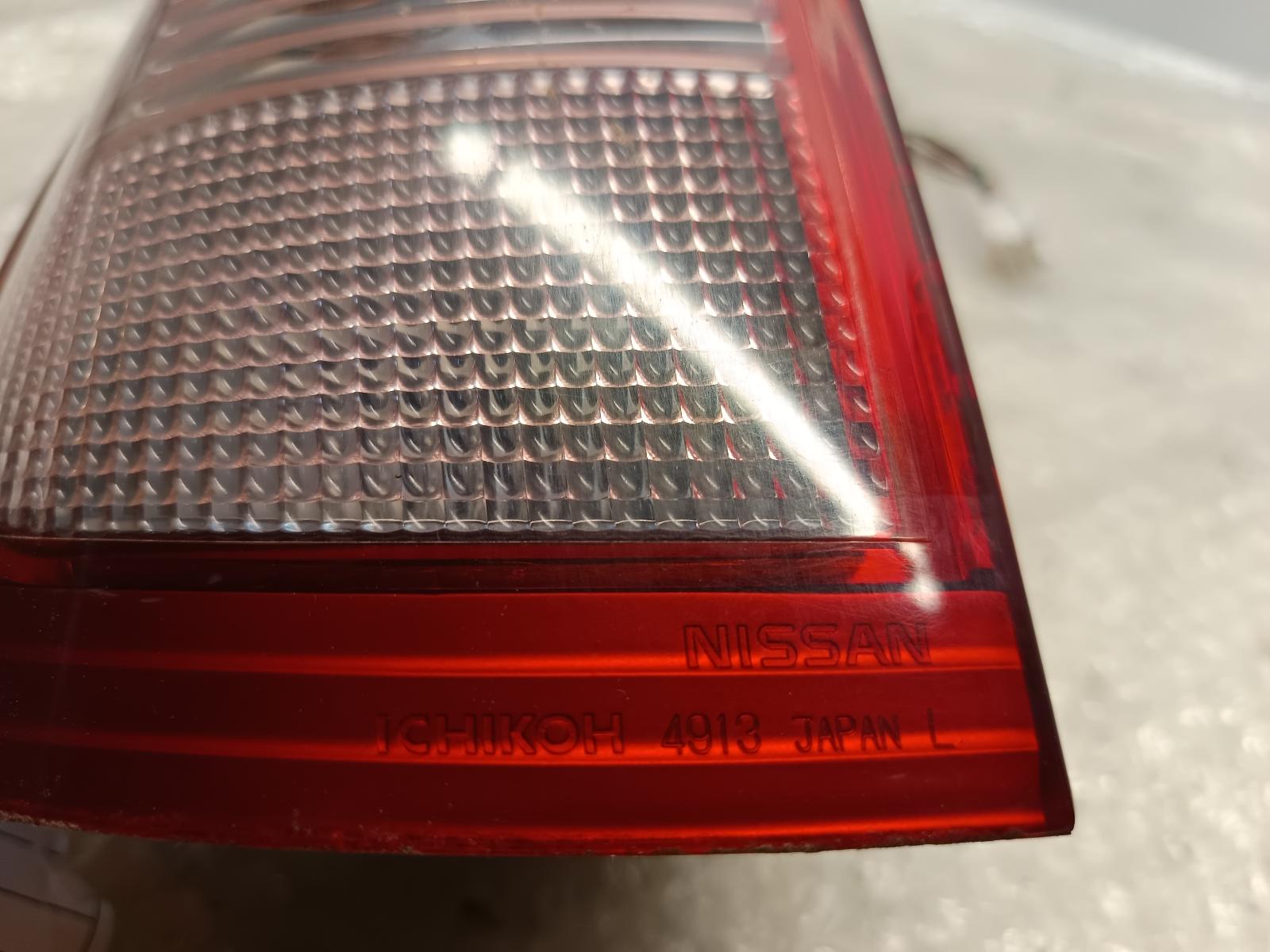 2005 NISSAN XTRAIL Left Taillight Contact us for Photo