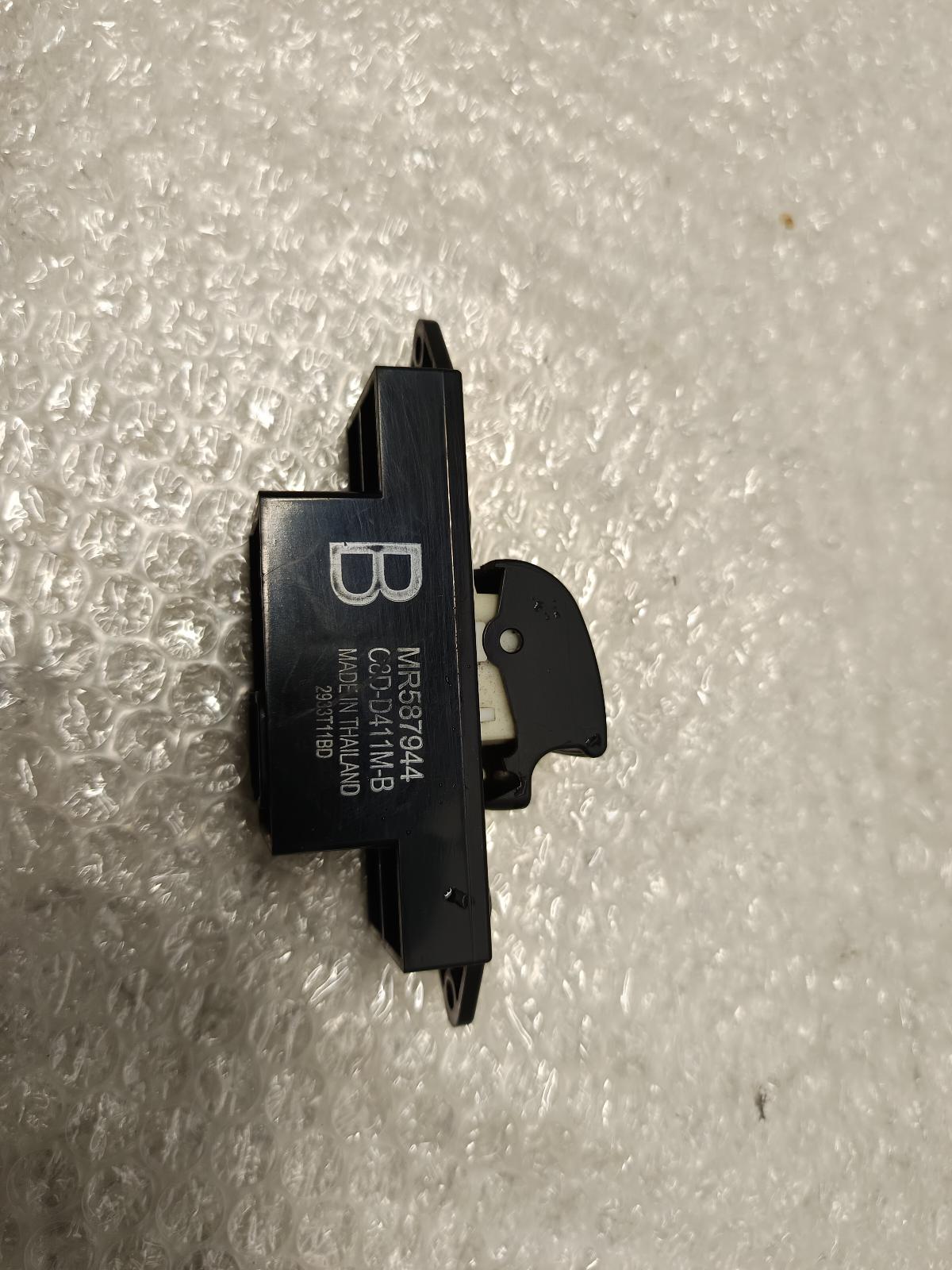 2008 MITSUBISHI LANCER Pwr Dr Wind Switch Contact us for Photo