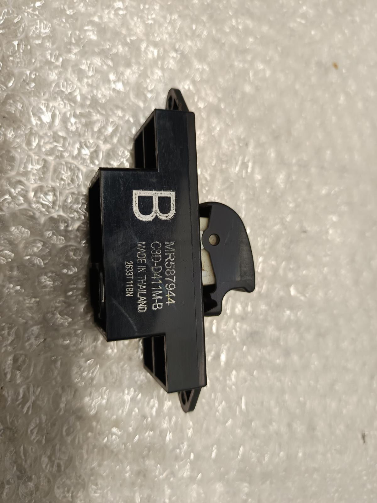 2008 MITSUBISHI LANCER Pwr Dr Wind Switch Contact us for Photo