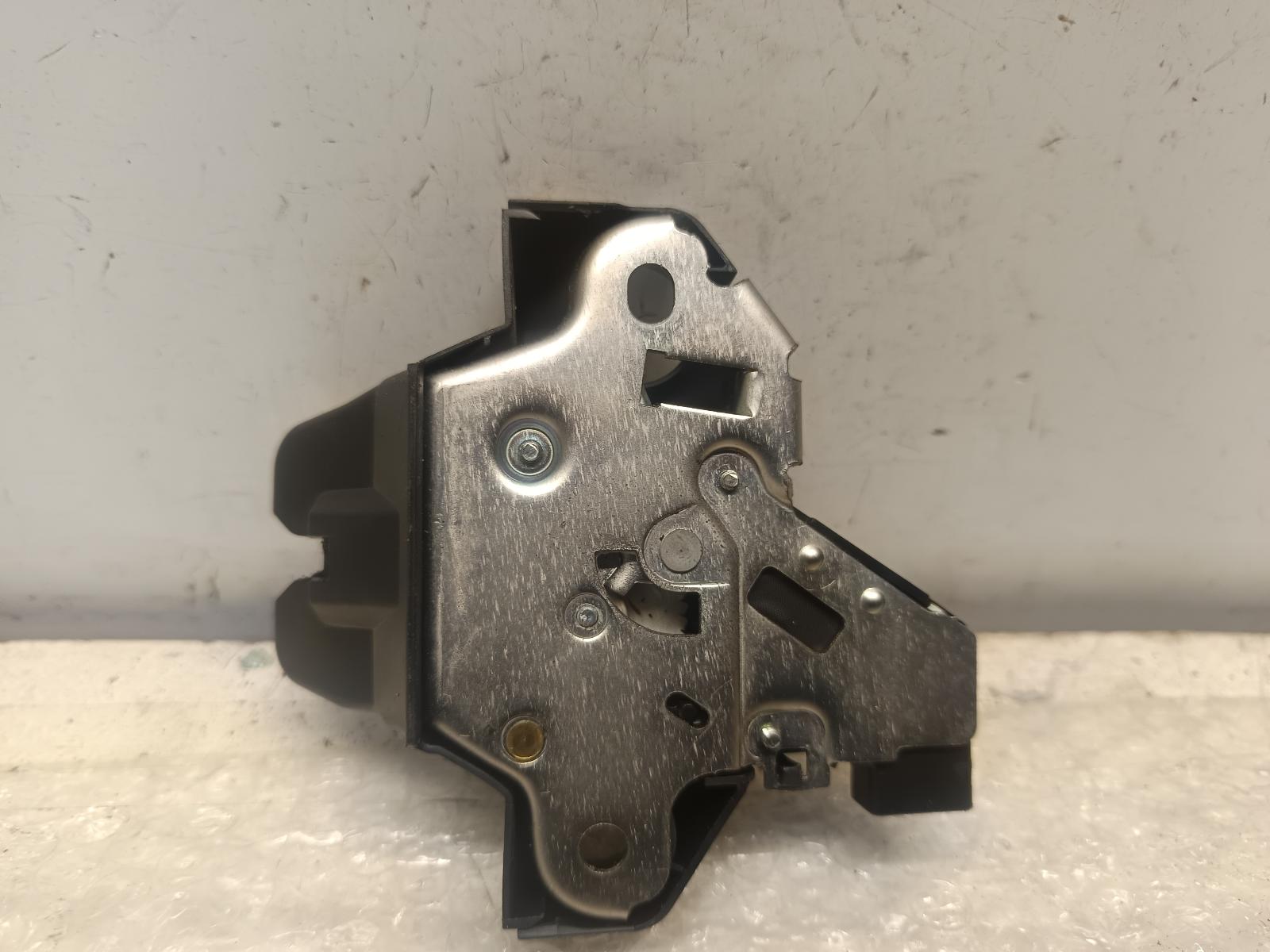 2014 SUBARU IMPREZA Door/Boot/Gate Lock Contact us for Photo