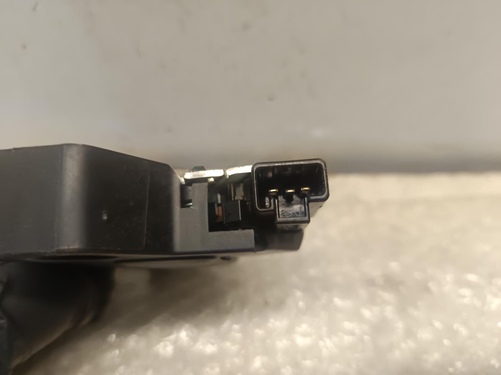 2014 SUBARU IMPREZA Door/Boot/Gate Lock Contact us for Photo
