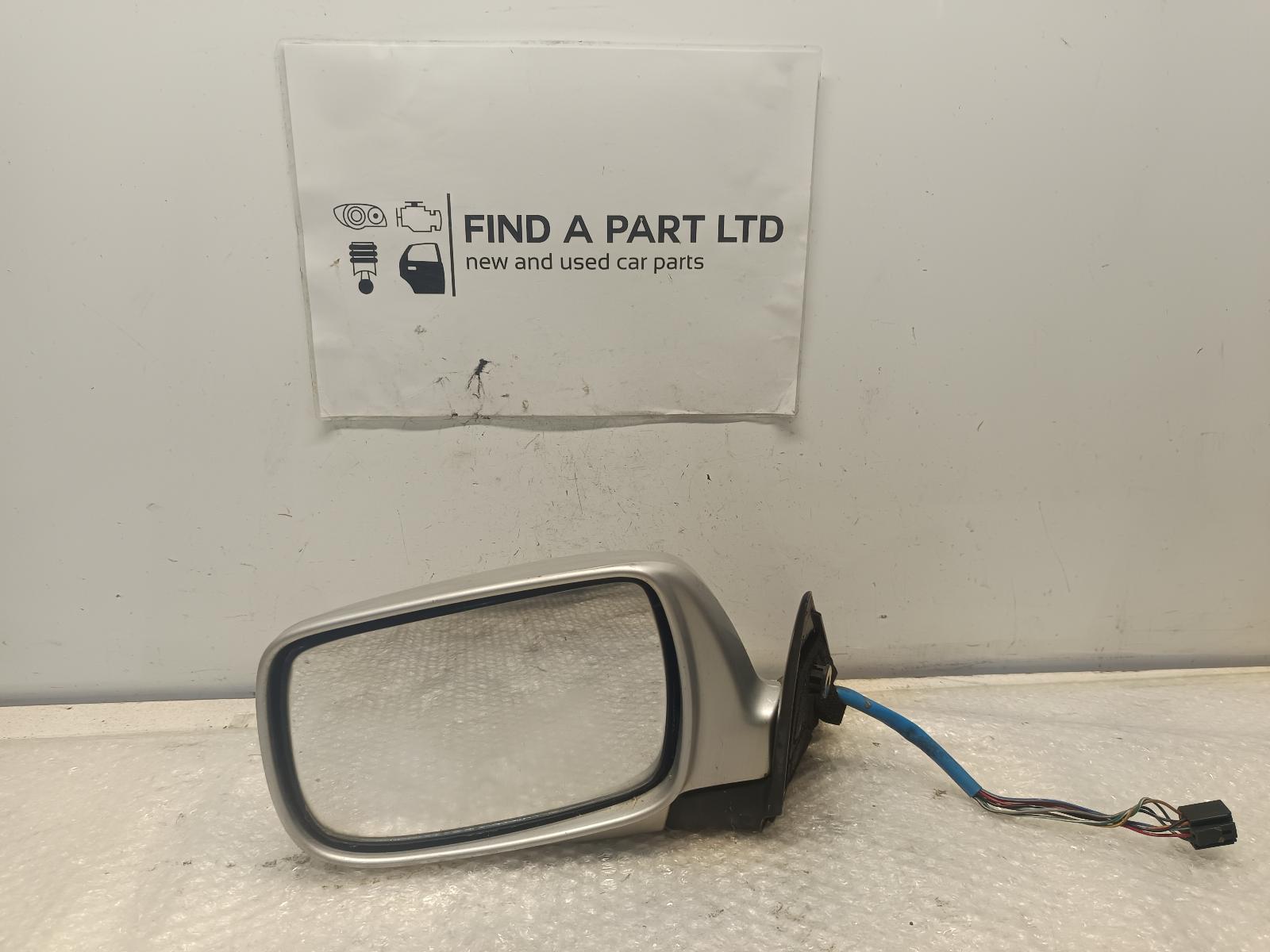 View Auto part Left Door Mirror SUBARU LIBERTY 2004
