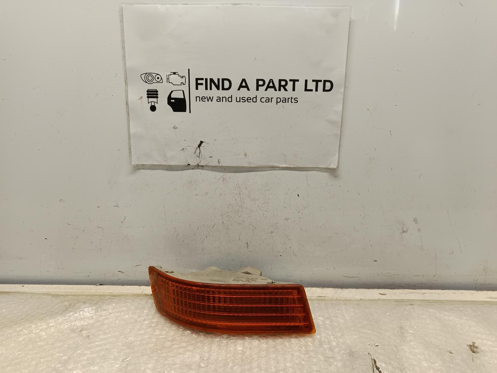 View Auto part Right Indicator/Fog/Side MITSUBISHI L300 2002