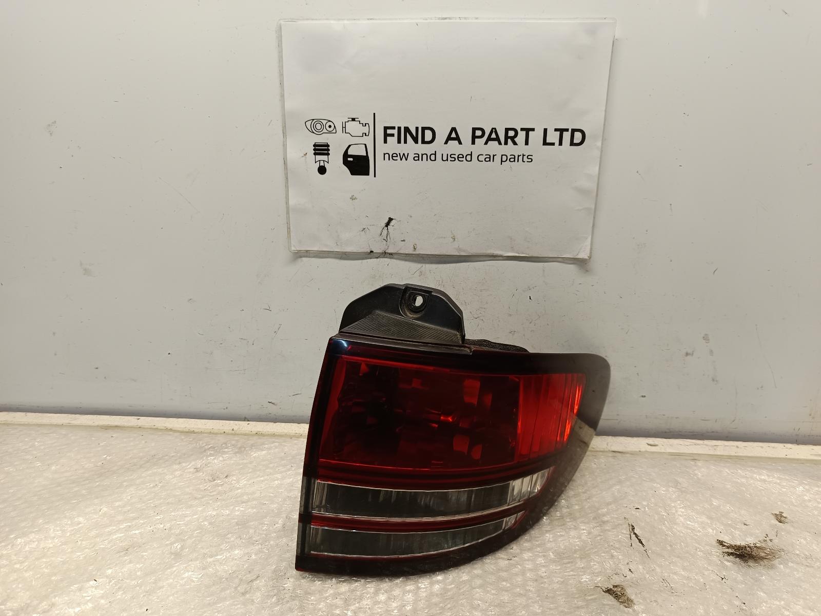 View Auto part Right Taillight TOYOTA ESTIMA 2004