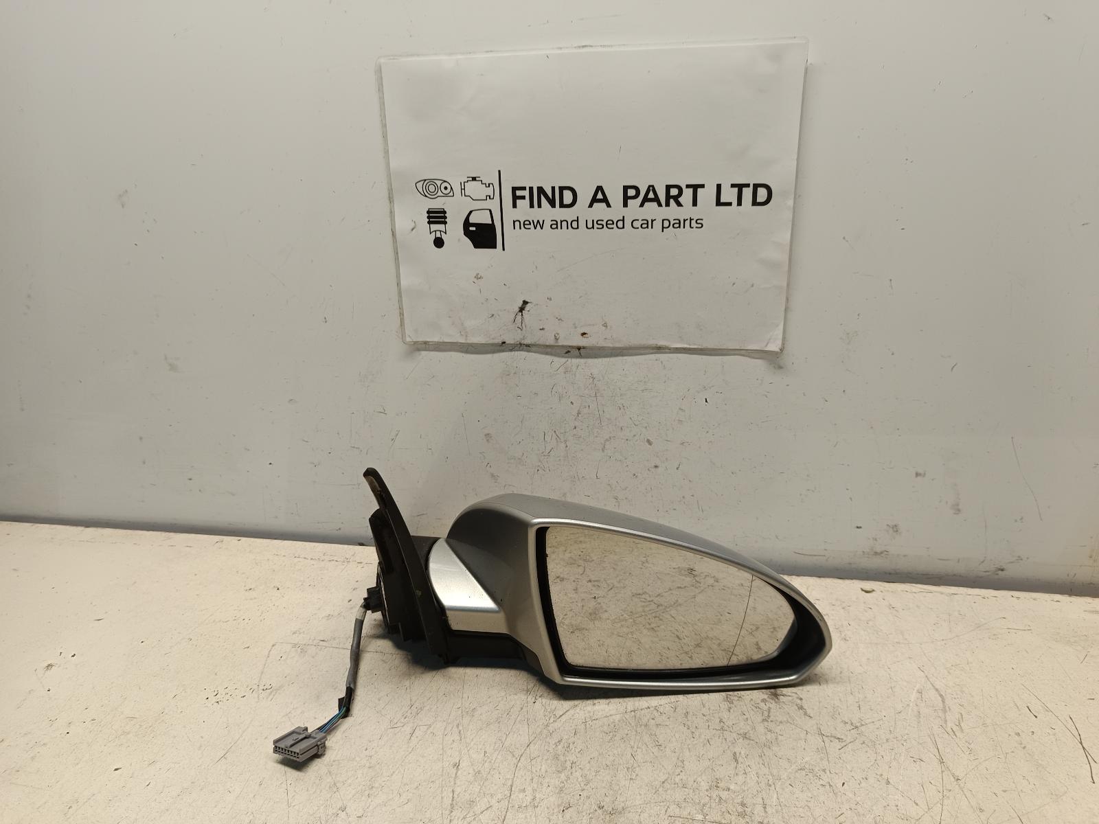 View Auto part Right Door Mirror NISSAN PRIMERA 2006