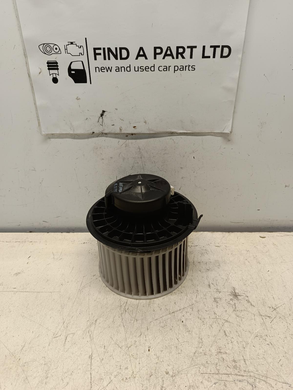 View Auto part Heater Fan Motor NISSAN TIIDA 2007