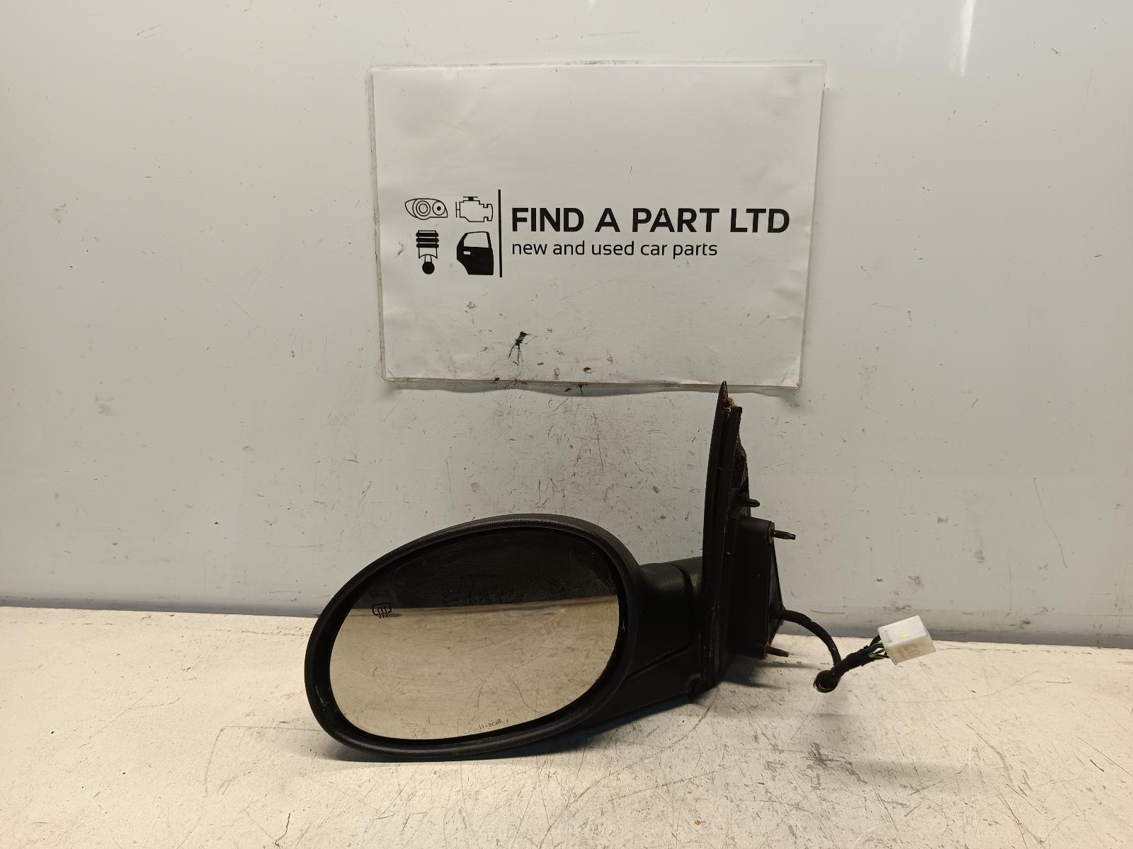View Auto part Left Door Mirror CHRYSLER PT CRUISER 2002