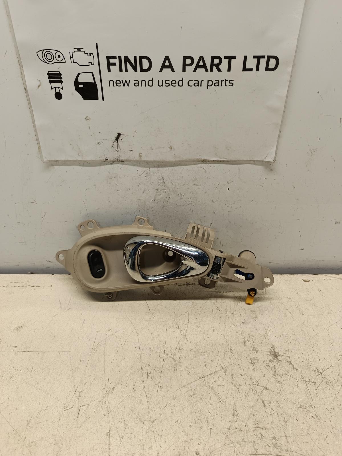 View Auto part Door Handle CHRYSLER PT CRUISER 2002