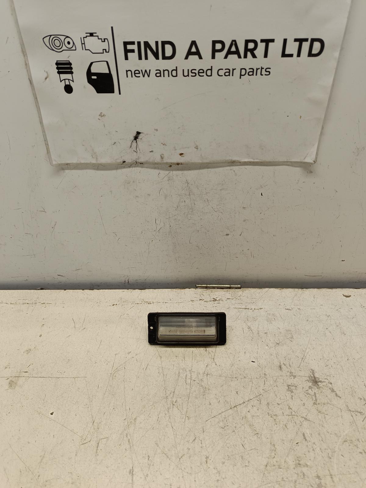 View Auto part Number Plate Lamp MITSUBISHI GALANT 1996